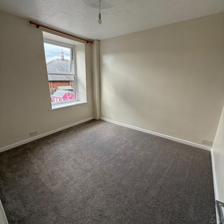 Gallery 9